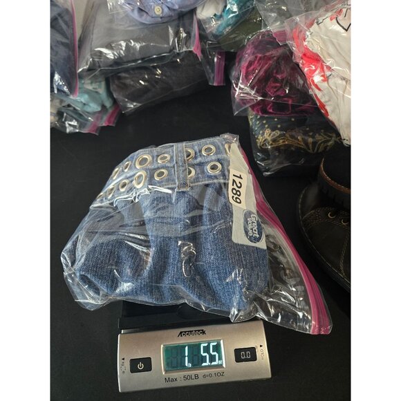 No Boundaries Juniors Low Rise Denim Blue Jeans Size 13 Eyelet Belt Y2K Punk - Picture 12 of 12